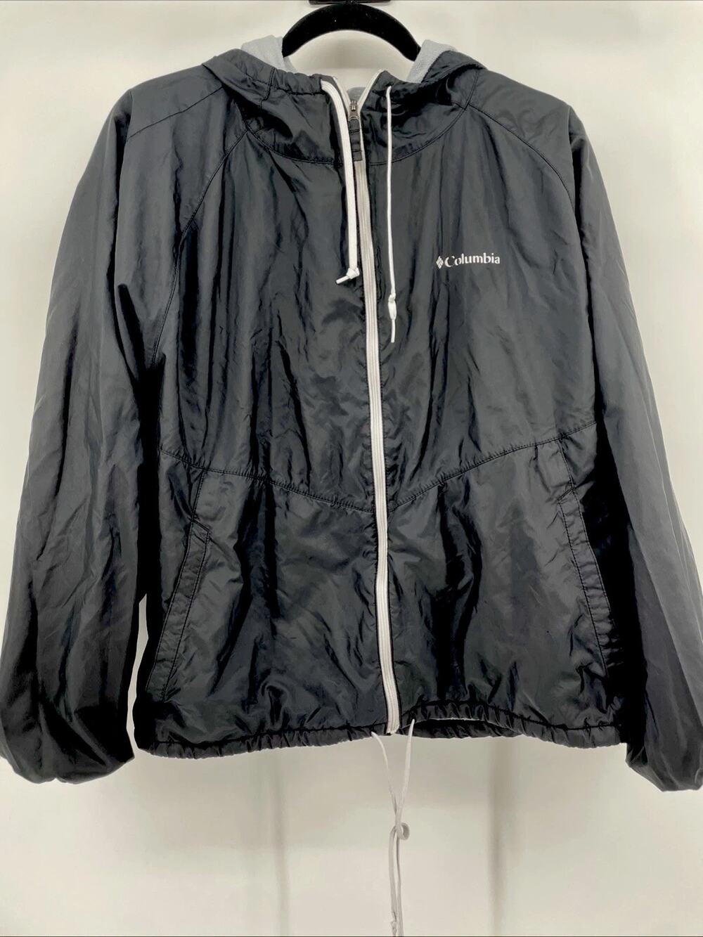 Columbia Jacket Women’s Size XL Black Zip Front Pockets Hooded White Trim